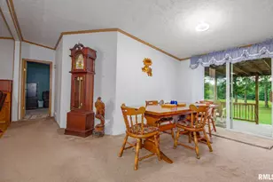 16807 Kendall Rd, Salem, IL 62864 - Photo 5