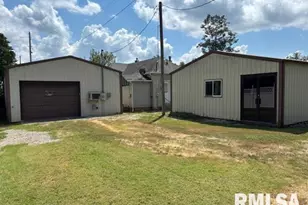 1621 N Park Ave, Herrin, IL 62948 - Photo 3