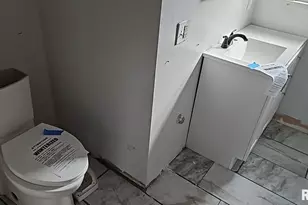 200 W Delaware St, Fairfield, IL 62837 - Photo 17