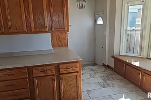 200 W Delaware St, Fairfield, IL 62837 - Photo 15