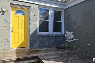 200 W Delaware St, Fairfield, IL 62837 - Photo 5