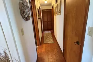 411 Sunset Dr, Centralia, IL 62801 - Photo 9