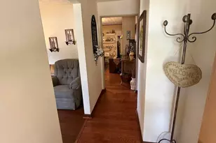 411 Sunset Dr, Centralia, IL 62801 - Photo 3