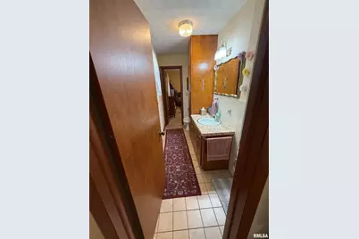 411 Sunset Drive, Centralia, IL 62801 - Photo 7