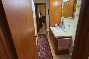 411 Sunset Dr, Centralia, IL 62801 - Photo 7