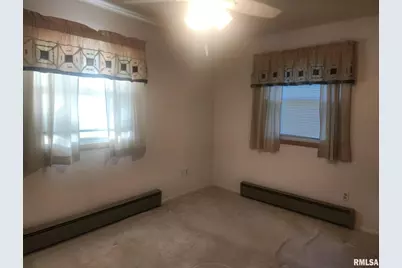 502 S Mayor Caliper Drive, Carterville, IL 62918 - Photo 9