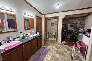 3920 Herrin Rd, Carterville, IL 62918 - Photo 17