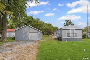 5219 US Hwy 50 Ave, Salem, IL 62881 - Photo 3