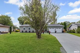 521 Marquis Ave, Centralia, IL 62801 - Photo 3