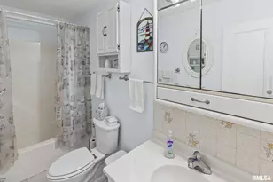 521 Marquis Ave, Centralia, IL 62801 - Photo 43