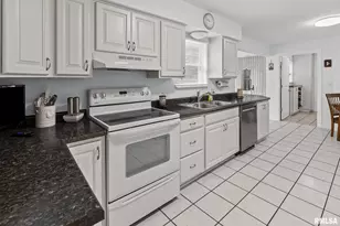 521 Marquis Ave, Centralia, IL 62801 - Photo 21