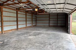 962 Red Stripe Rd Rd, Sandoval, IL 62882 - Photo 5