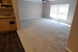 16035 Caplinger Pond Rd, Marion, IL 62959 - Photo 9