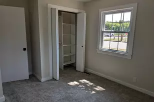 515 S 6th St, Earlville, IL 62932 - Photo 13