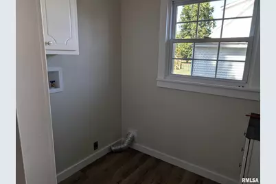 515 S 6th Street, Earlville, IL 62932 - Photo 15