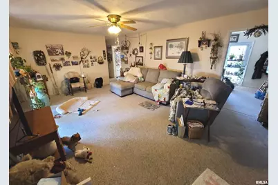 1133 W Boone Street, Salem, IL 62881 - Photo 5