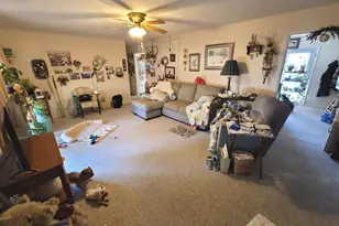 1133 W Boone St, Salem, IL 62881 - Photo 5