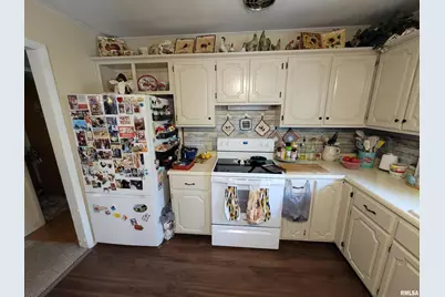 1133 W Boone Street, Salem, IL 62881 - Photo 7