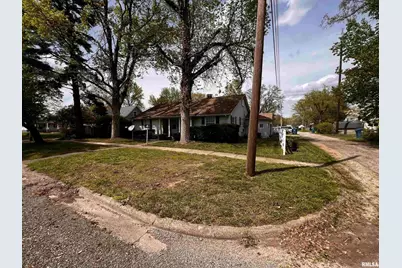 810 E 7th Street, Centralia, IL 62801 - Photo 5