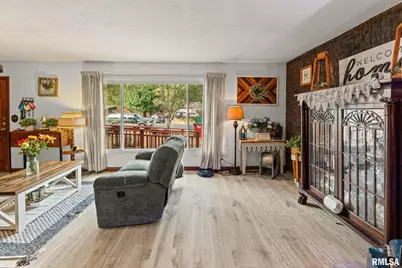 17 Crestwood Drive, Centralia, IL 62801 - Photo 7