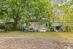 721 W Whittaker St, Salem, IL 62881 - Photo 25