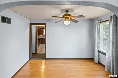 721 W Whittaker Street, Salem, IL 62881 - Photo 11