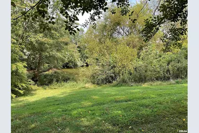 12 Hickory Street, Nashville, IL 62263 - Photo 11