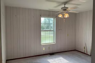 12 Hickory St, Nashville, IL 62263 - Photo 35