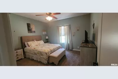 1670 Woods Lane, Centralia, IL 62801 - Photo 7