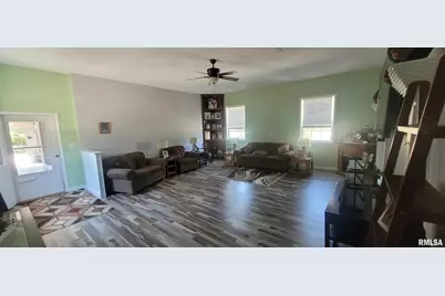 1670 Woods Lane, Centralia, IL 62801 - Photo 9