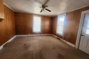 718 W Water St, Pinckneyville, IL 62274 - Photo 17