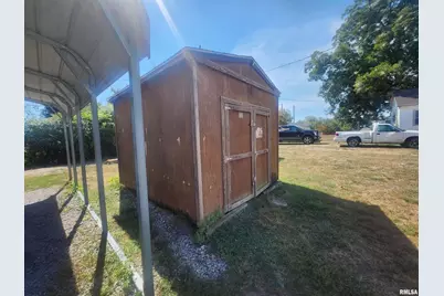 718 W Water Street, Pinckneyville, IL 62274 - Photo 9