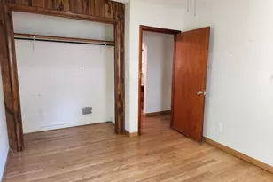 510 N Main St, Chicago, IL 62898 - Photo 13