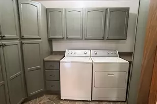 2633 S Broadway Ave, Salem, IL 62881 - Photo 13