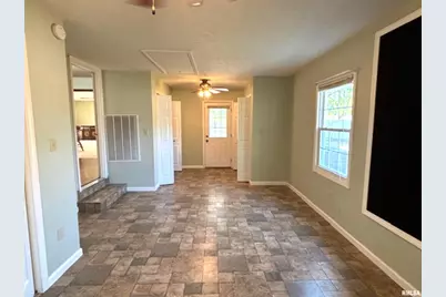 2633 S Broadway Avenue, Salem, IL 62881 - Photo 17