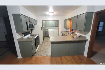 2633 S Broadway Avenue, Salem, IL 62881 - Photo 31