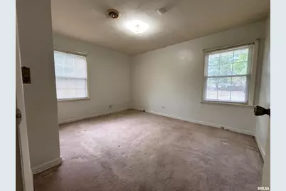 2633 S Broadway Avenue, Salem, IL 62881 - Photo 19