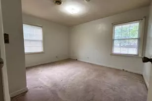 2633 S Broadway Ave, Salem, IL 62881 - Photo 19