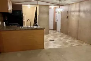 615 Liberty Rd, Harrisburg, IL 62946 - Photo 5