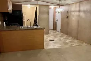 615 Liberty Rd, Harrisburg, IL 62946 - Photo 5