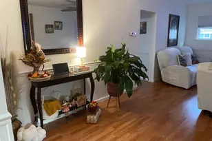 302 2nd St, Carmi, IL 62821 - Photo 5