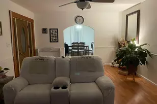 302 2nd St, Carmi, IL 62821 - Photo 7