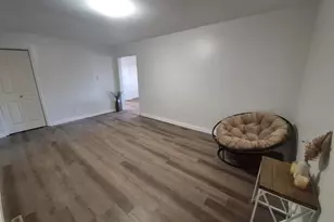 802 Dillard St St, Eldorado, IL 62930 - Photo 5