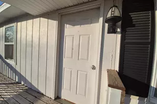 802 Dillard St St, Eldorado, IL 62930 - Photo 3