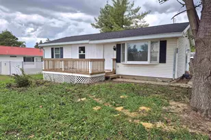 802 Dillard St, Eldorado, IL 62930 - Photo 25