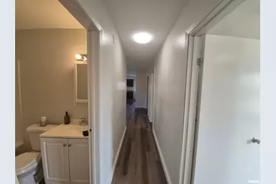 802 Dillard St Street, Eldorado, IL 62930 - Photo 11