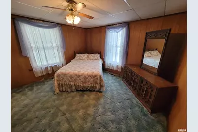 405 Saint Clair Street, Odin, IL 62870 - Photo 15