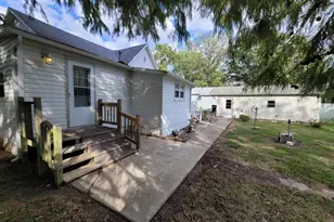 405 St Clair St, Odin, IL 62870 - Photo 37