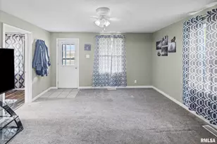 2109 N Broadway Ave, Salem, IL 62881 - Photo 11