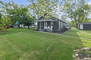 2109 N Broadway Ave, Salem, IL 62881 - Photo 5